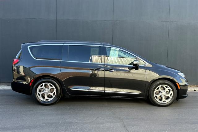 2023 Chrysler Pacifica Limited
