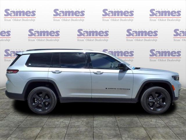 2023 Jeep Grand Cherokee L Altitude 4x2