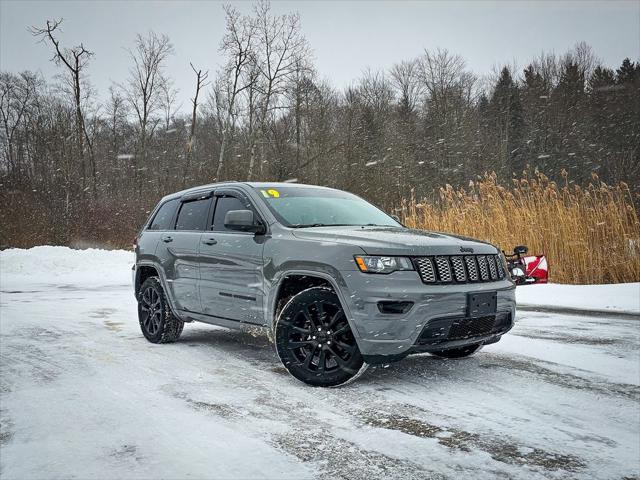 2019 Jeep Grand Cherokee Altitude 4x4 2019 Jeep Grand Cherokee Altitude 4x4