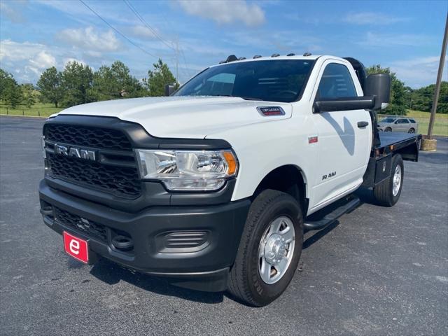 2022 RAM 3500 Chassis Tradesman/SLT