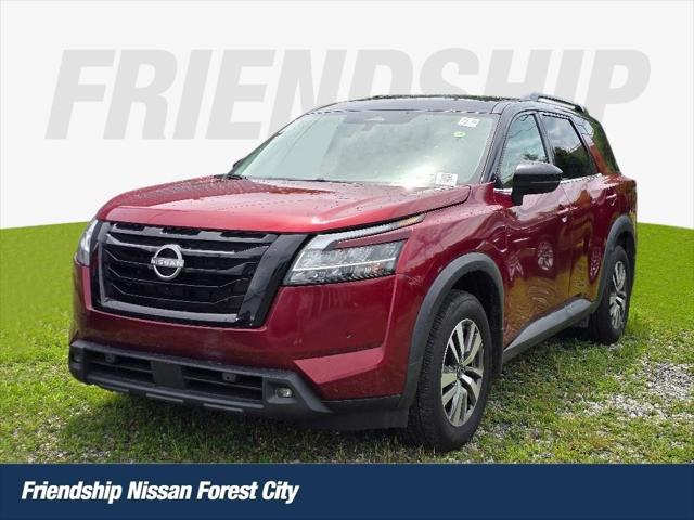 2022 Nissan Pathfinder SL 2WD