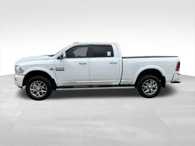 2017 RAM 3500 Limited Crew Cab 4x4 64 Box