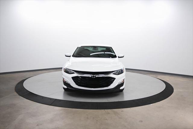 2022 Chevrolet Malibu FWD RS