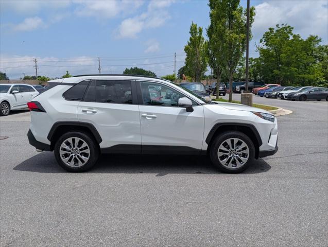 2025 Toyota RAV4 XLE Premium