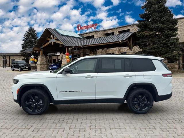 2023 Jeep Grand Cherokee L Altitude 4x4 2023 Jeep Grand Cherokee L Altitude 4x4