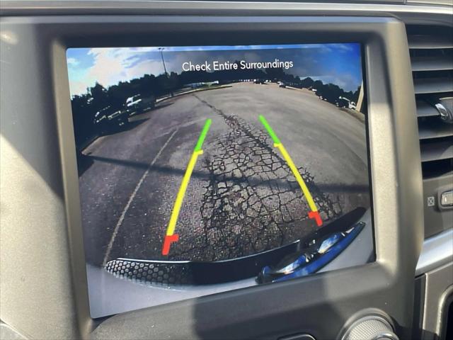 2023 RAM 1500 Classic SLT Crew Cab 4x2 57 Box