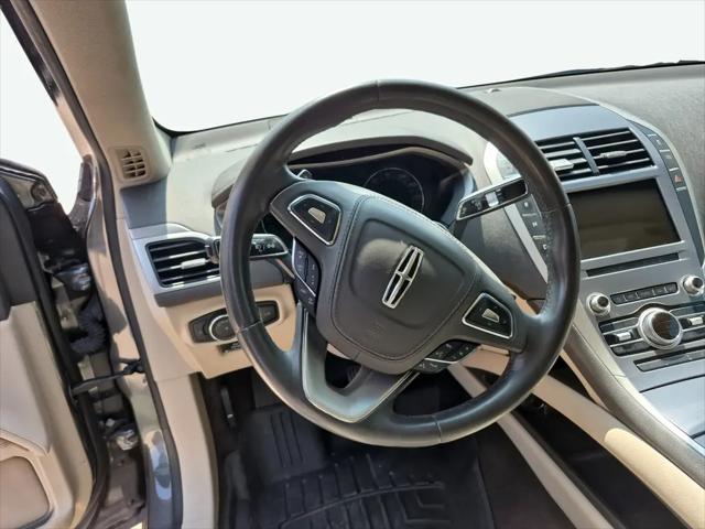 2020 Lincoln MKZ Standard