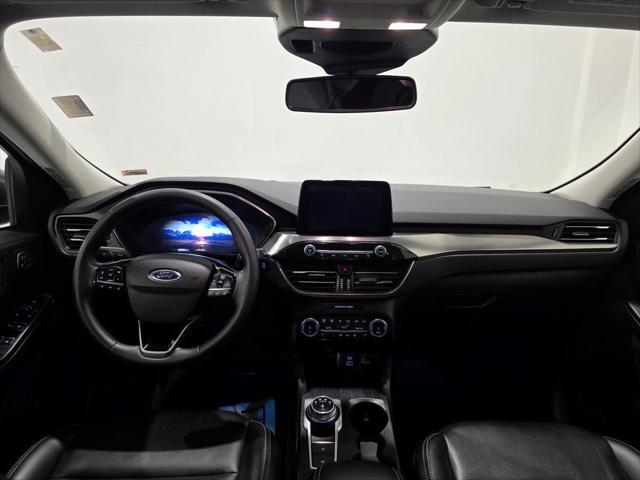 2022 Ford Escape Titanium 2022 Ford Escape Titanium