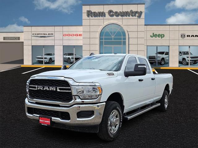 2024 RAM 2500 Tradesman Crew Cab 4x4 8 Box