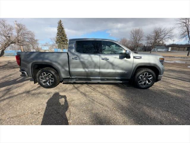 2023 GMC Sierra 1500 4WD Crew Cab Short Box SLT