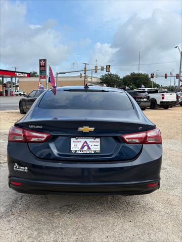 2022 Chevrolet Malibu FWD LT