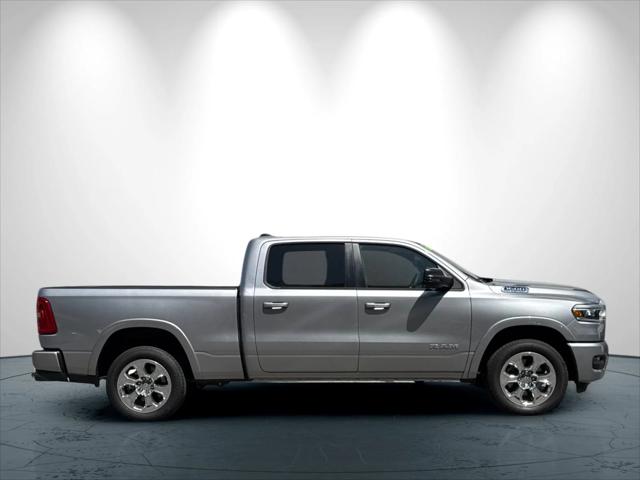 2025 RAM Ram 1500 RAM 1500 BIG HORN CREW CAB 4X4 64 BOX