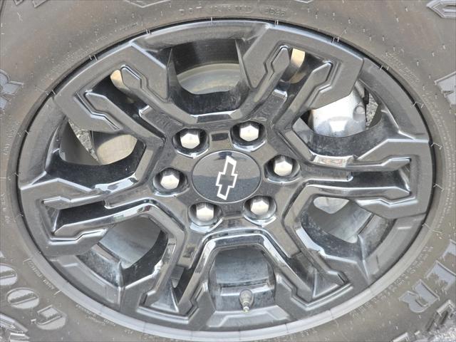 2023 Chevrolet Silverado 1500 4WD Crew Cab Short Bed ZR2