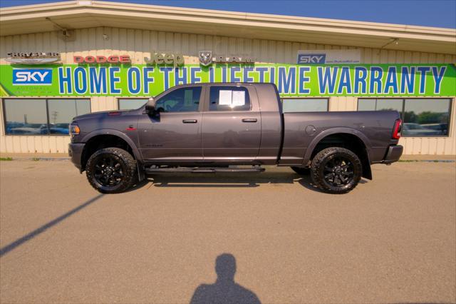 2021 RAM 3500 Laramie Mega Cab 4x4 64 Box