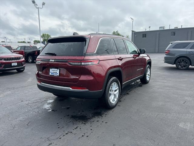 2025 Jeep Grand Cherokee GRAND CHEROKEE LAREDO X 4X4