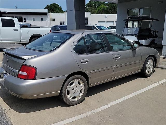 2000 Nissan Altima GLE