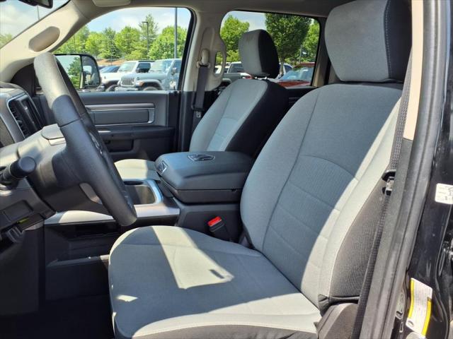 2023 RAM 1500 Classic SLT Crew Cab 4x4 57 Box