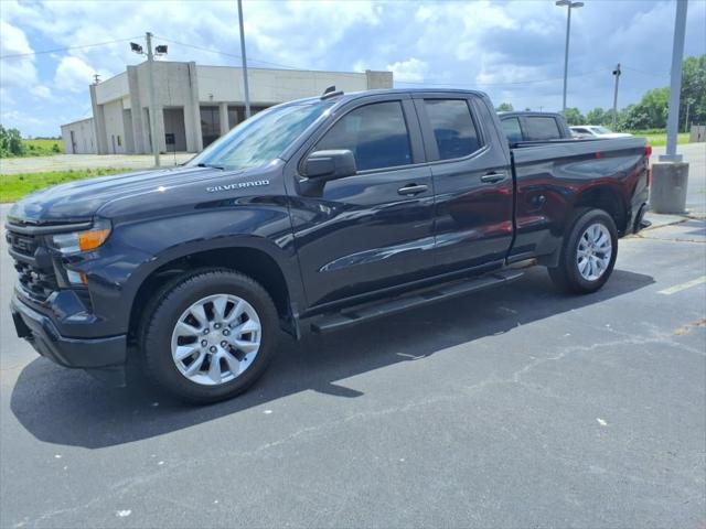 2022 Chevrolet Silverado 1500 2WD Double Cab Standard Bed Custom