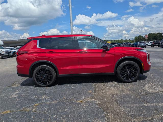 2023 Mitsubishi Outlander SE Black Edition 2WD