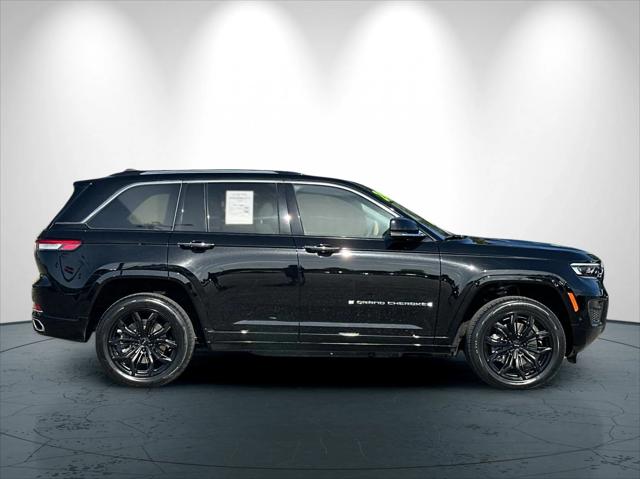 2022 Jeep Grand Cherokee 4xe Overland 4x4