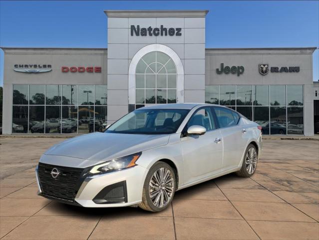 2023 Nissan Altima SL FWD