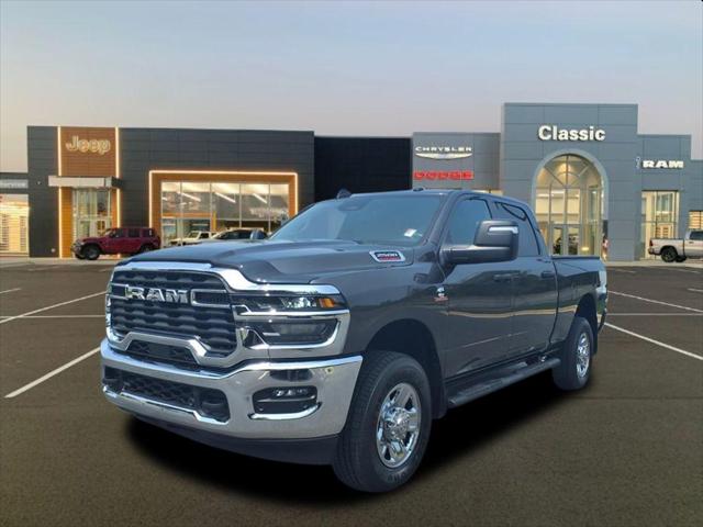 2025 RAM 2500 Tradesman Crew Cab 4x4 64 Box