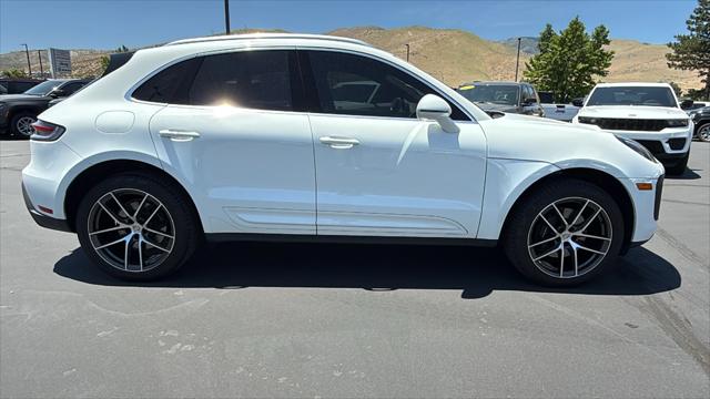 2023 Porsche Macan T