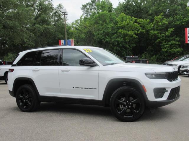 2023 Jeep Grand Cherokee Altitude 4x4