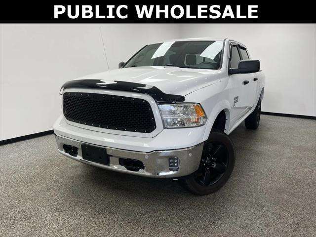 2016 RAM 1500 SLT