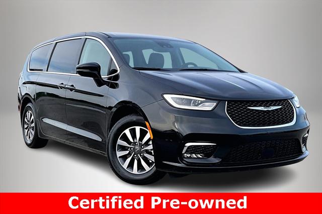 2022 Chrysler Pacifica Hybrid Touring L