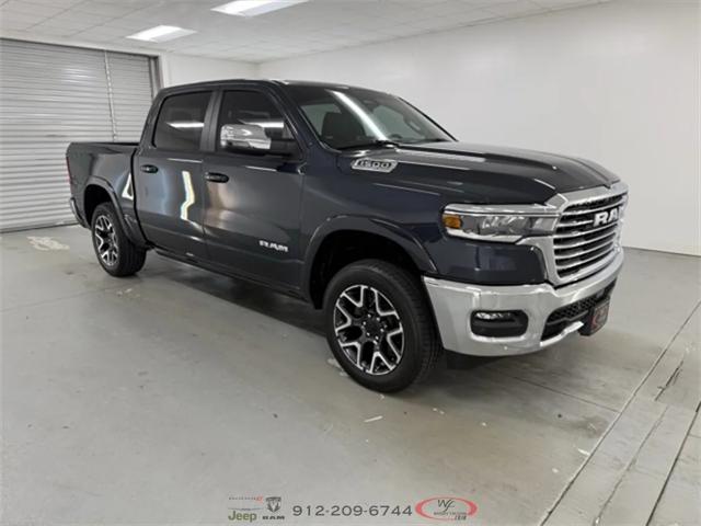 2025 RAM 1500 Laramie Crew Cab 4x4 57 Box