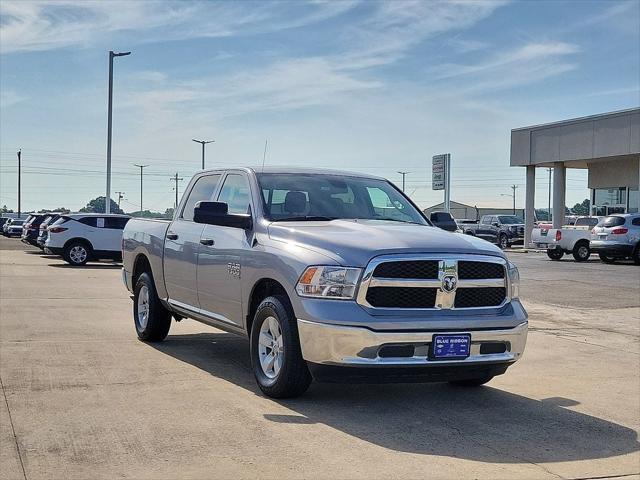2023 RAM 1500 Classic SLT Crew Cab 4x4 57 Box
