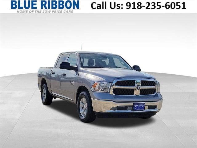 2023 RAM 1500 Classic SLT Crew Cab 4x4 57 Box