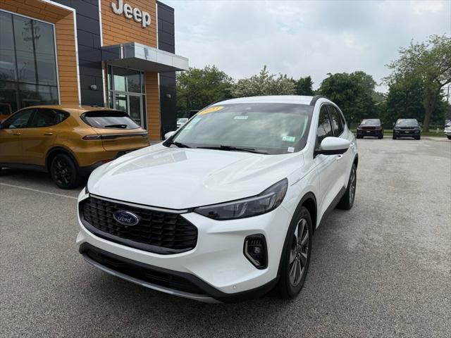 2023 Ford Escape Platinum