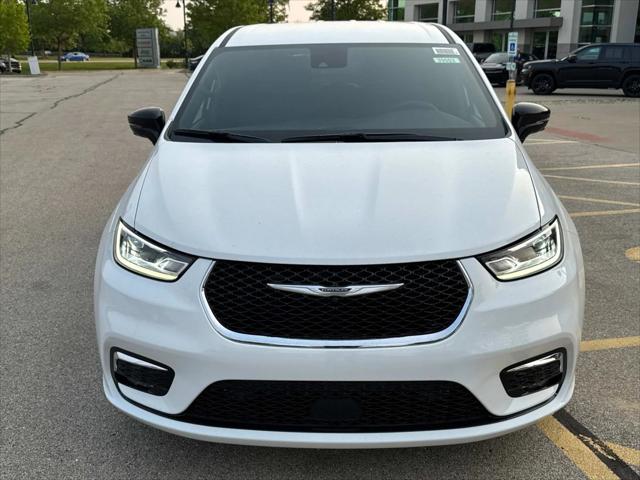 2025 Chrysler Pacifica Hybrid PACIFICA PLUG-IN HYBRID SELECT