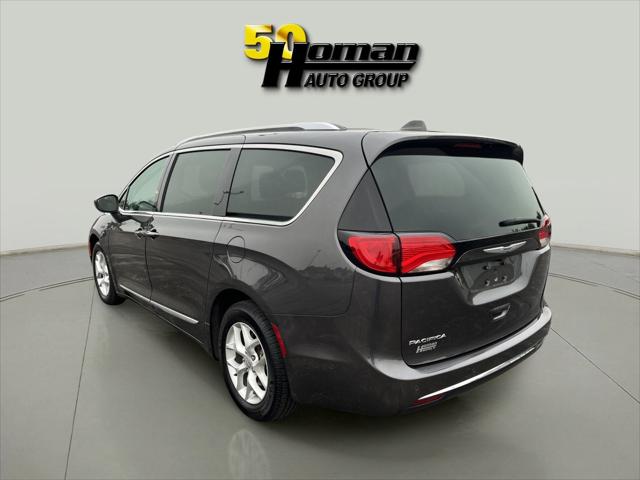 2020 Chrysler Pacifica Touring L Plus