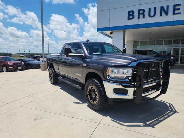 2020 RAM 2500 Tradesman Crew Cab 4X4 64 Box
