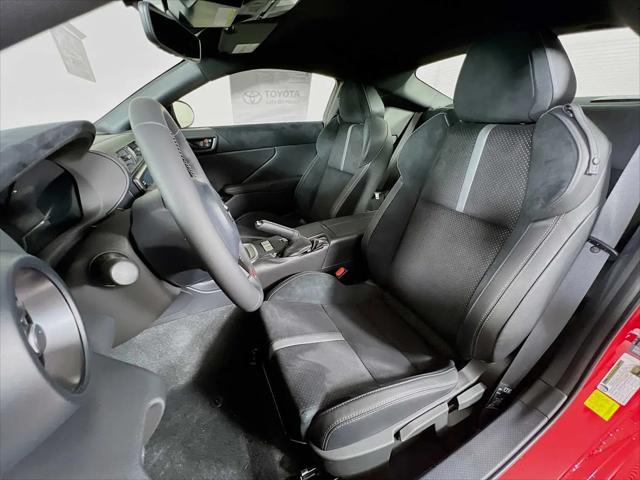 2025 Toyota GR86 Premium