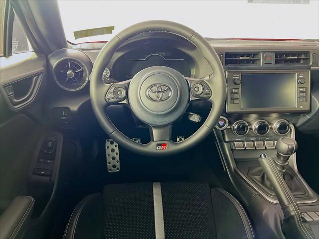 2025 Toyota GR86 Premium