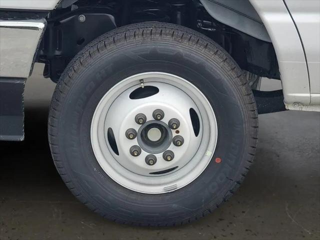 2026 Ford E-450 Cutaway E-Series Cutaway