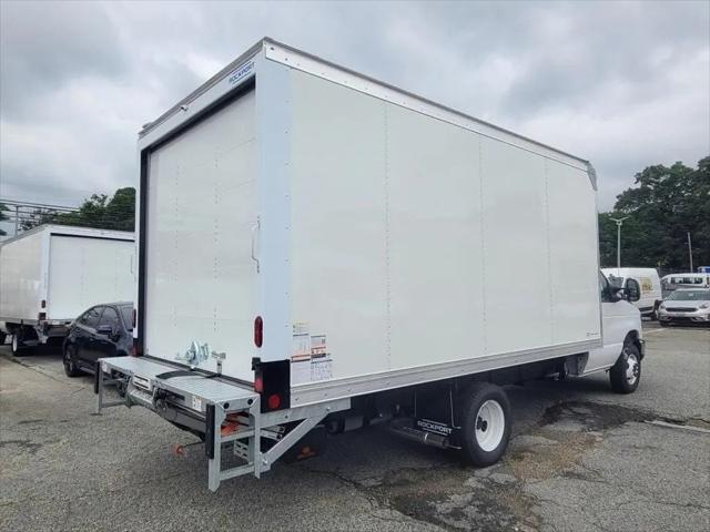 2026 Ford E-450 Cutaway E-Series Cutaway
