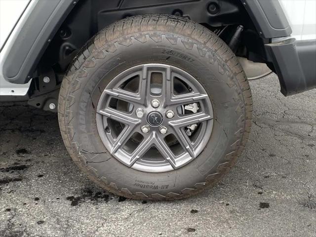 2025 Jeep Wrangler 4-Door Summit 4x4