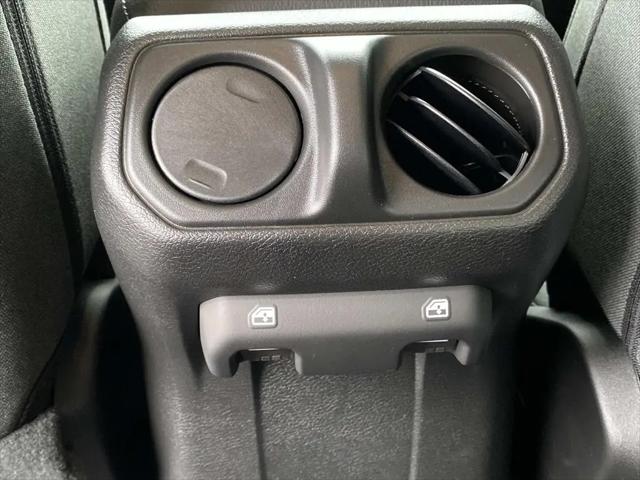 2025 Jeep Wrangler 4-Door Summit 4x4
