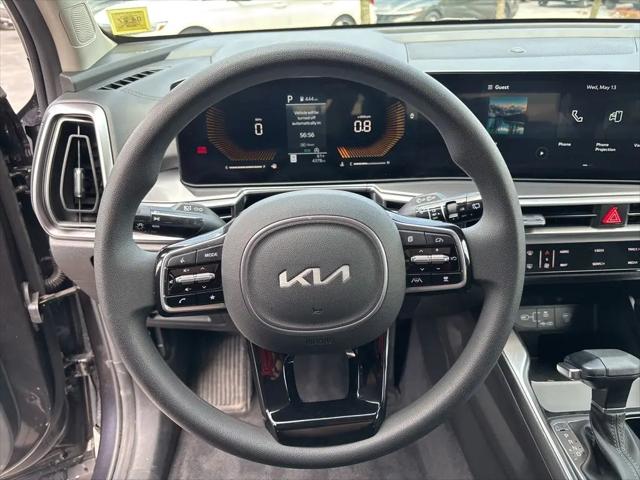 2025 Kia Sorento LX