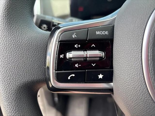 2025 Kia Sorento LX