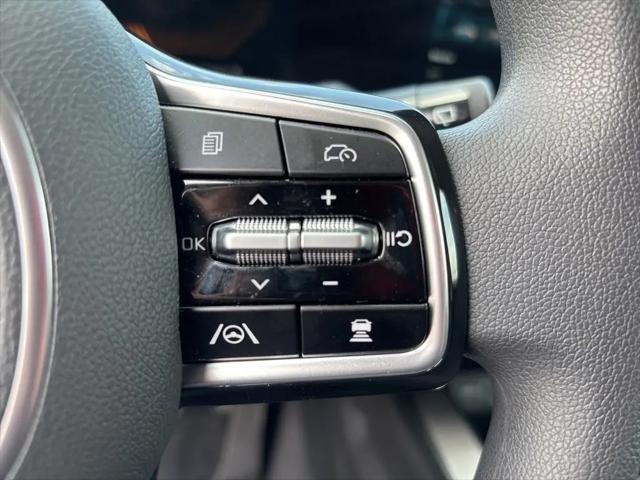 2025 Kia Sorento LX