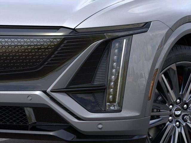 2026 Cadillac iQ V-Series w/1SM
