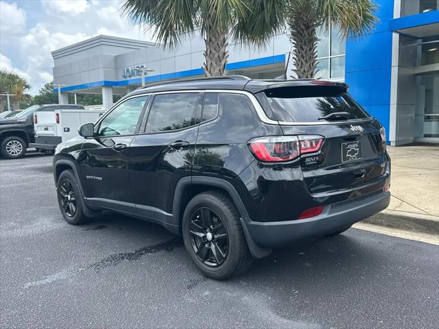 2022 Jeep Compass Latitude FWD