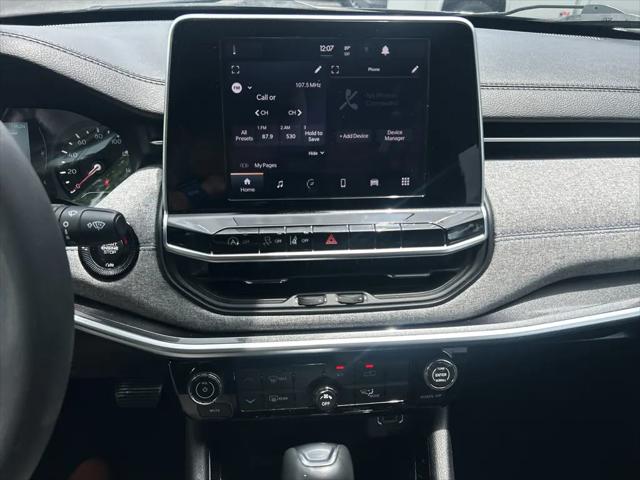 2022 Jeep Compass Latitude FWD