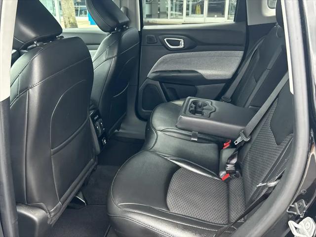 2022 Jeep Compass Latitude FWD